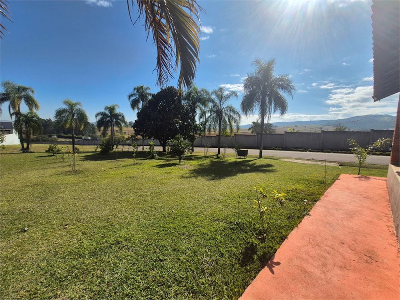 Chácara com 3 dormitórios à venda, 1200 m² por R$ 870.000,00 - Condomínio Ninho Verde II - Pardinho/SP