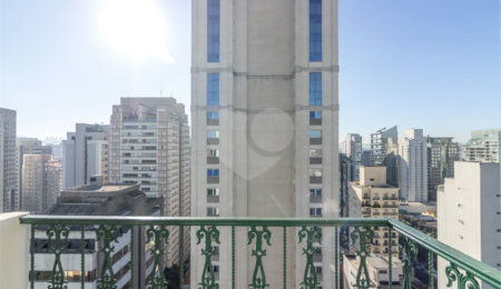 Apartamento à venda com 2 quartos, sendo 1 suíte,  em Itaim Bibi, São Paulo, SP