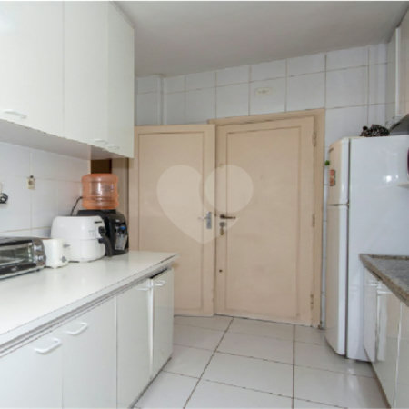 Apartamento à venda com 2 quartos em Vila Nova Conceição, São Paulo, SP