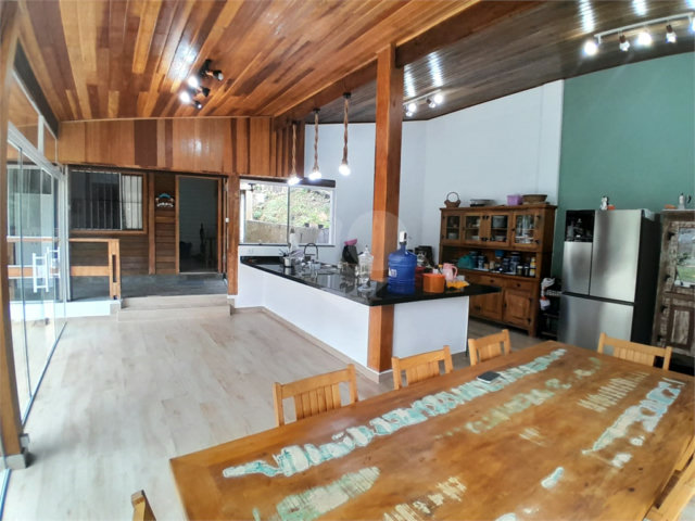 Casa à venda com 3 quartos no condomínio Sausalito, Mairiporã - SP