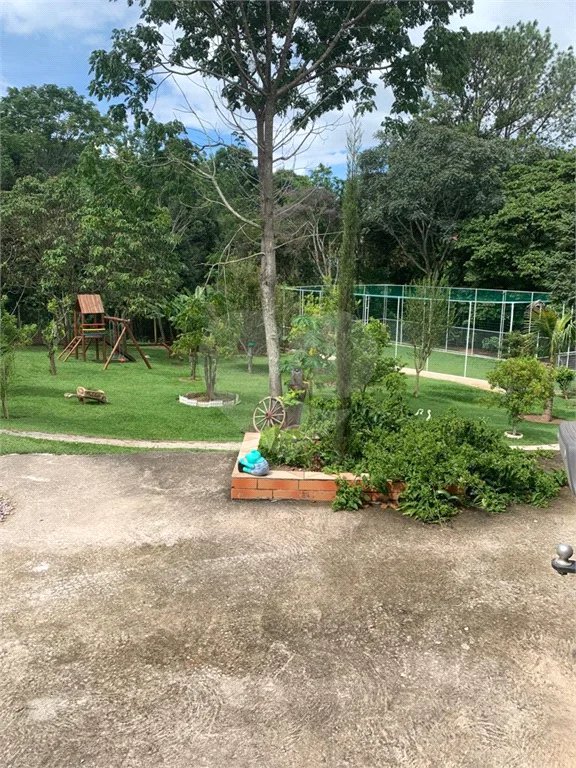 Casa à venda com 10 quartos, sendo 3 suítes, no condomínio Chácaras Campo Verde, Campo Limpo Paulista - SP
