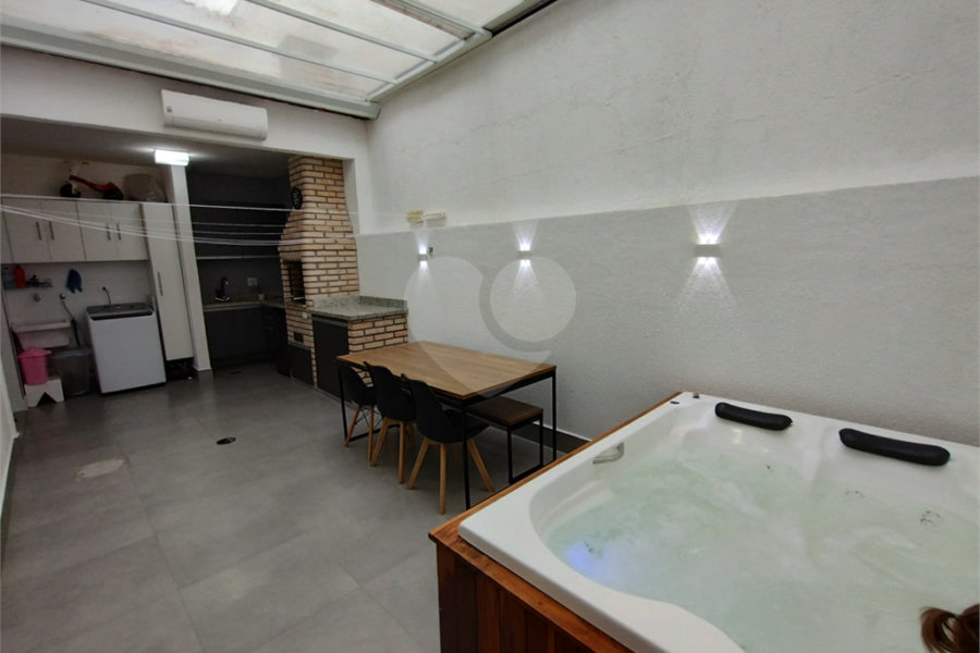 Sobrado à venda com 3 quartos, sendo 1 suíte, em Horto, São Paulo, SP