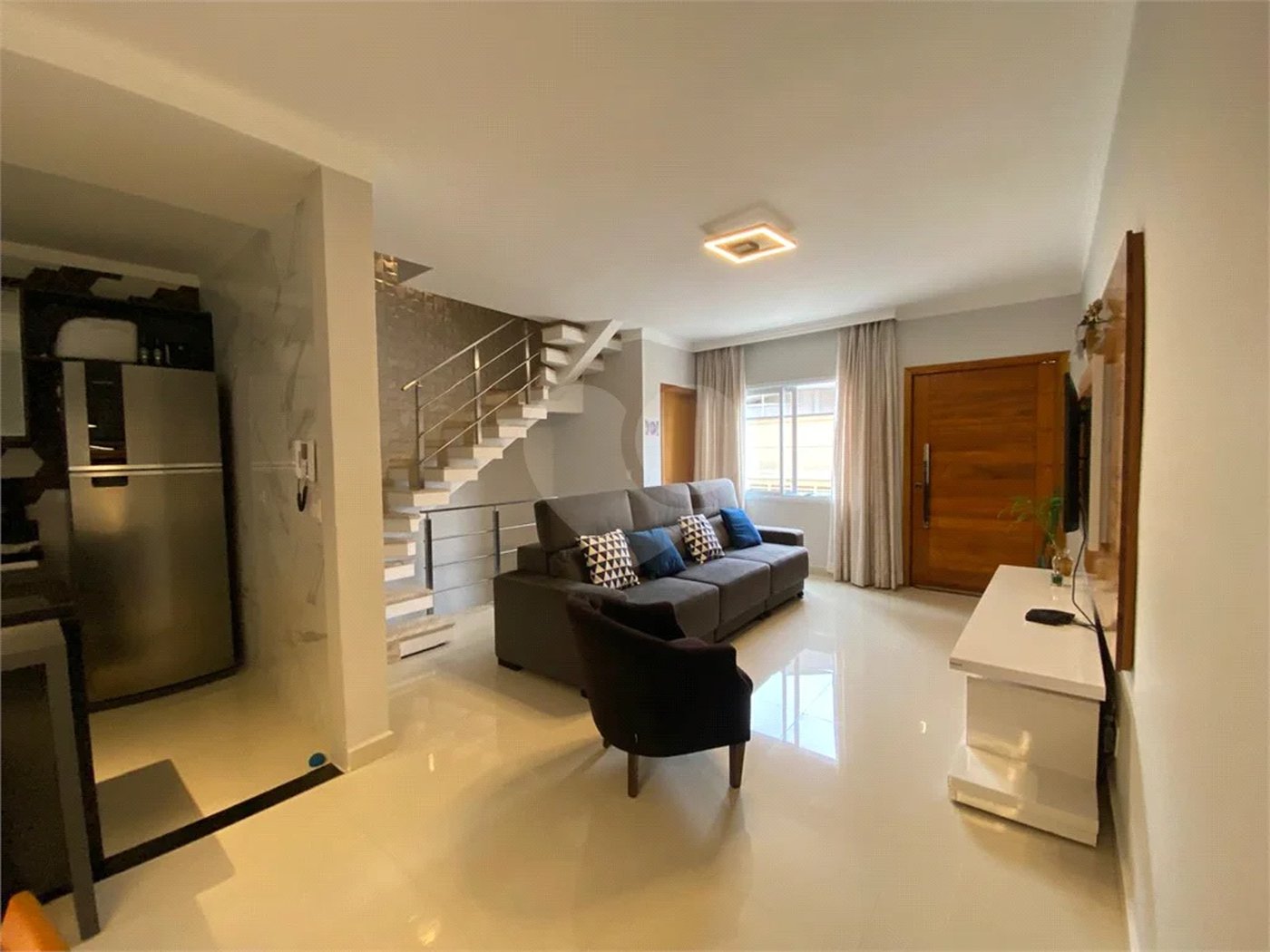 Casa à venda com 3 suítes no condomínio Belle Villle, São Paulo - SP