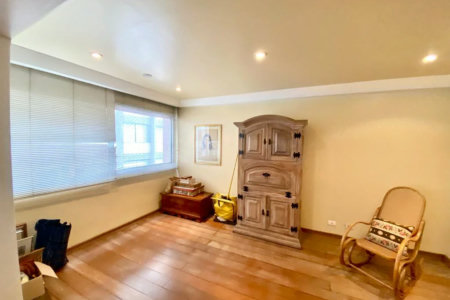 Apartamento à venda com 4 quartos, sendo 2 suítes, em Pinheiros, São Paulo, SP