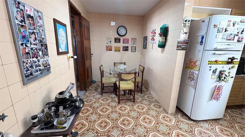 Apartamento à venda com 4 quartos, sendo 1 suíte,  em Tijuca, Rio de Janeiro, RJ