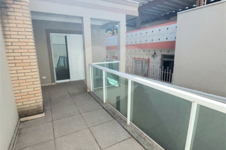 Sobrado à venda com 3 suítes em Jardim Marisa, São Paulo, SP