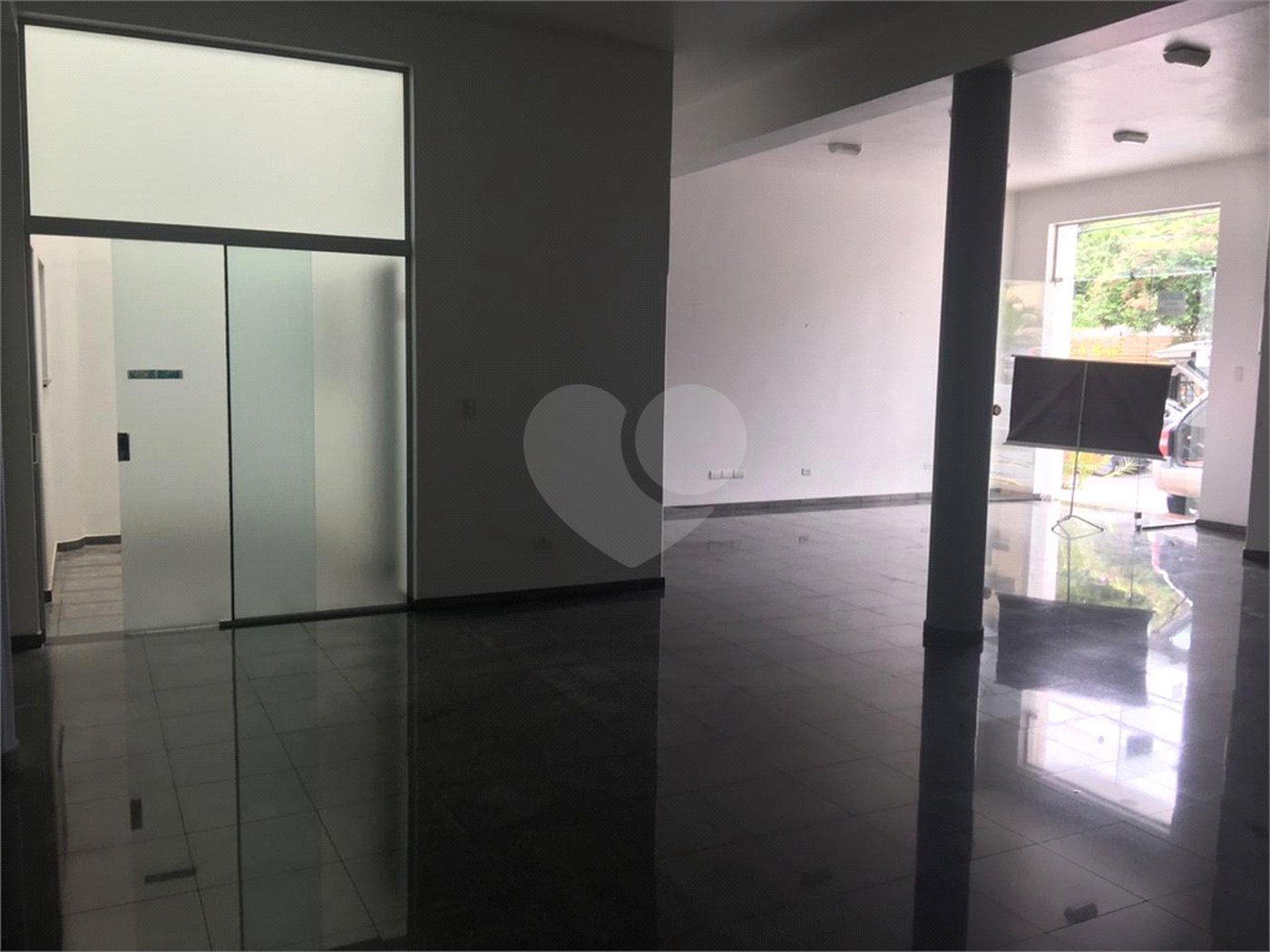 Salão Comercial para alugar em Cidade Satélite, Atibaia, SP