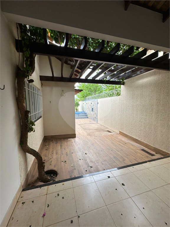 Casa à venda com 3 quartos, sendo 1 suíte, em Jardim Santa Marta, Cuiabá, MT