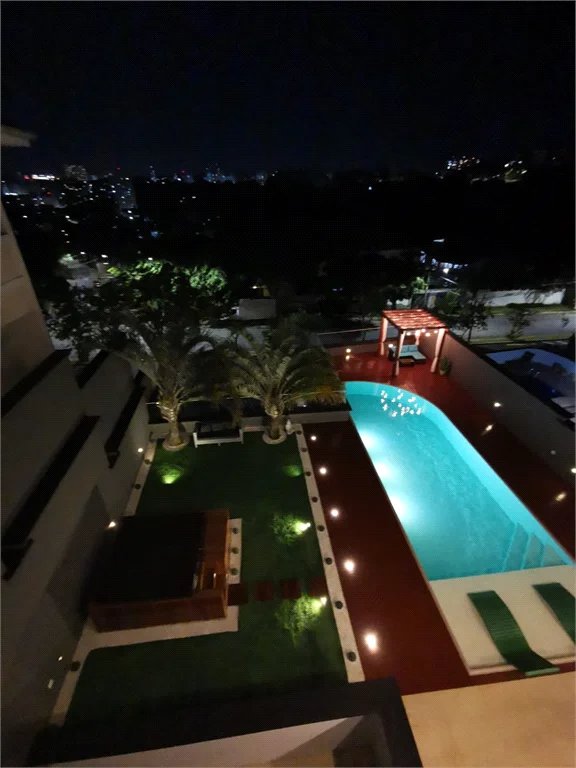 Casa à venda ou para alugar com 4 suítes em Parque dos Príncipes, São Paulo, SP