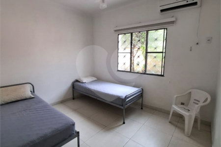 Casa Térrea à venda com 4 quartos, sendo 1 suíte, em Campo Grande, Rio de Janeiro, RJ