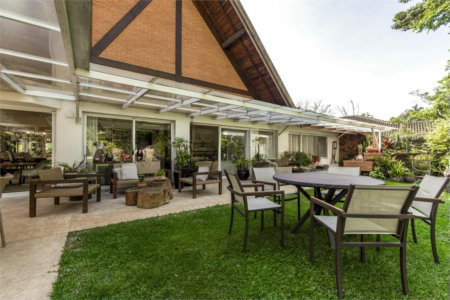 Casa de Vila à venda com 5 quartos, sendo 4 suítes, em Jardim Morumbi, São Paulo, SP