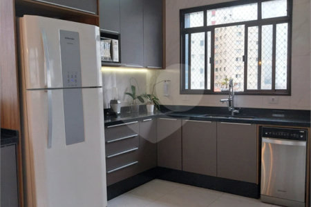 Apartamento à venda com 4 quartos, sendo 1 suíte,  em Vila Ipojuca, São Paulo, SP