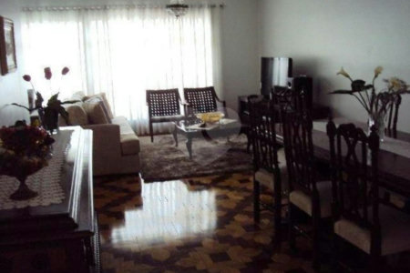 Sobrado à venda com 3 quartos, sendo 1 suíte,  em Vila Paulicéia, São Paulo, SP