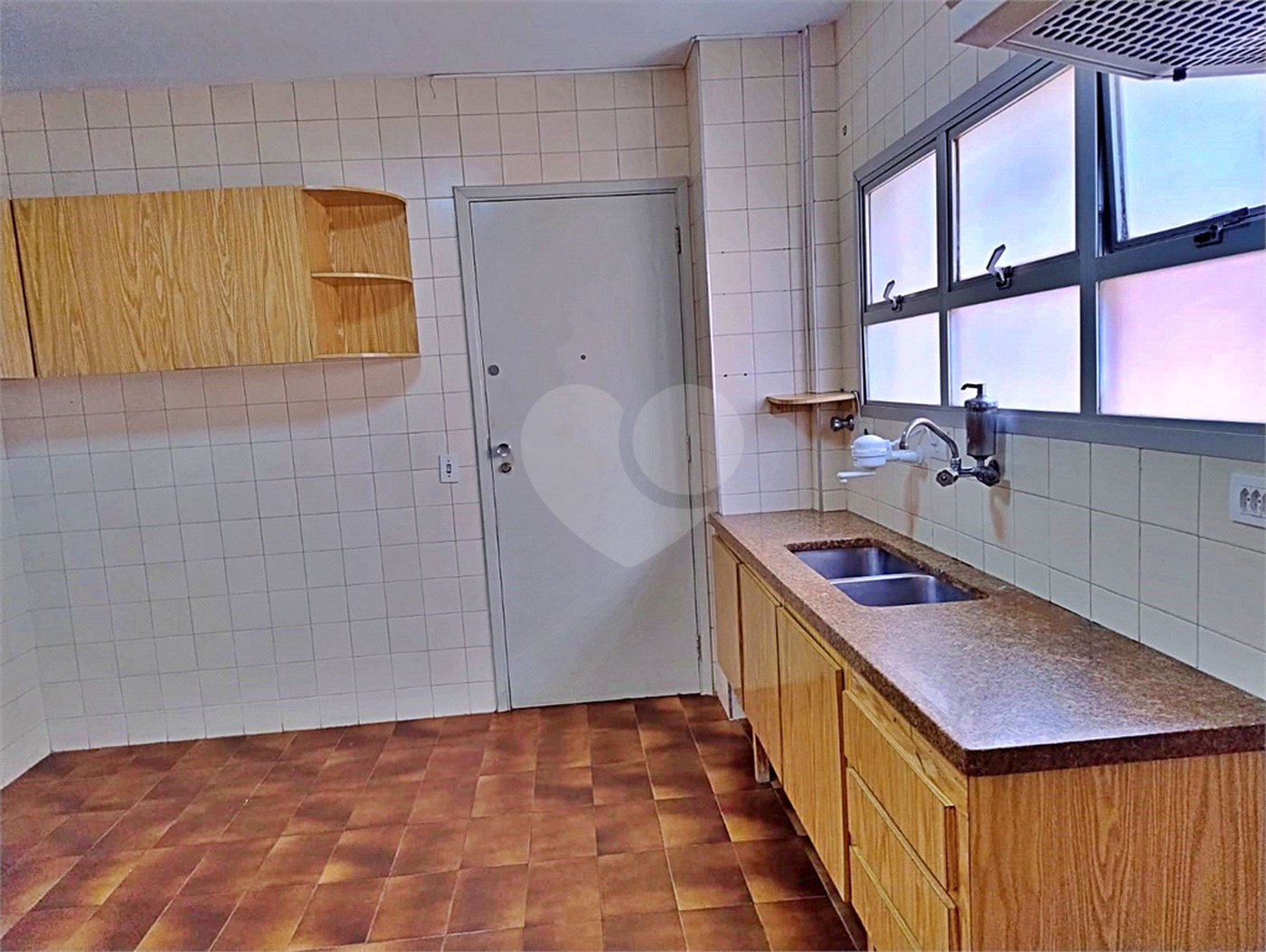 Apartamento à venda com 3 quartos, sendo 1 suíte, em Vila Olímpia, São Paulo, SP
