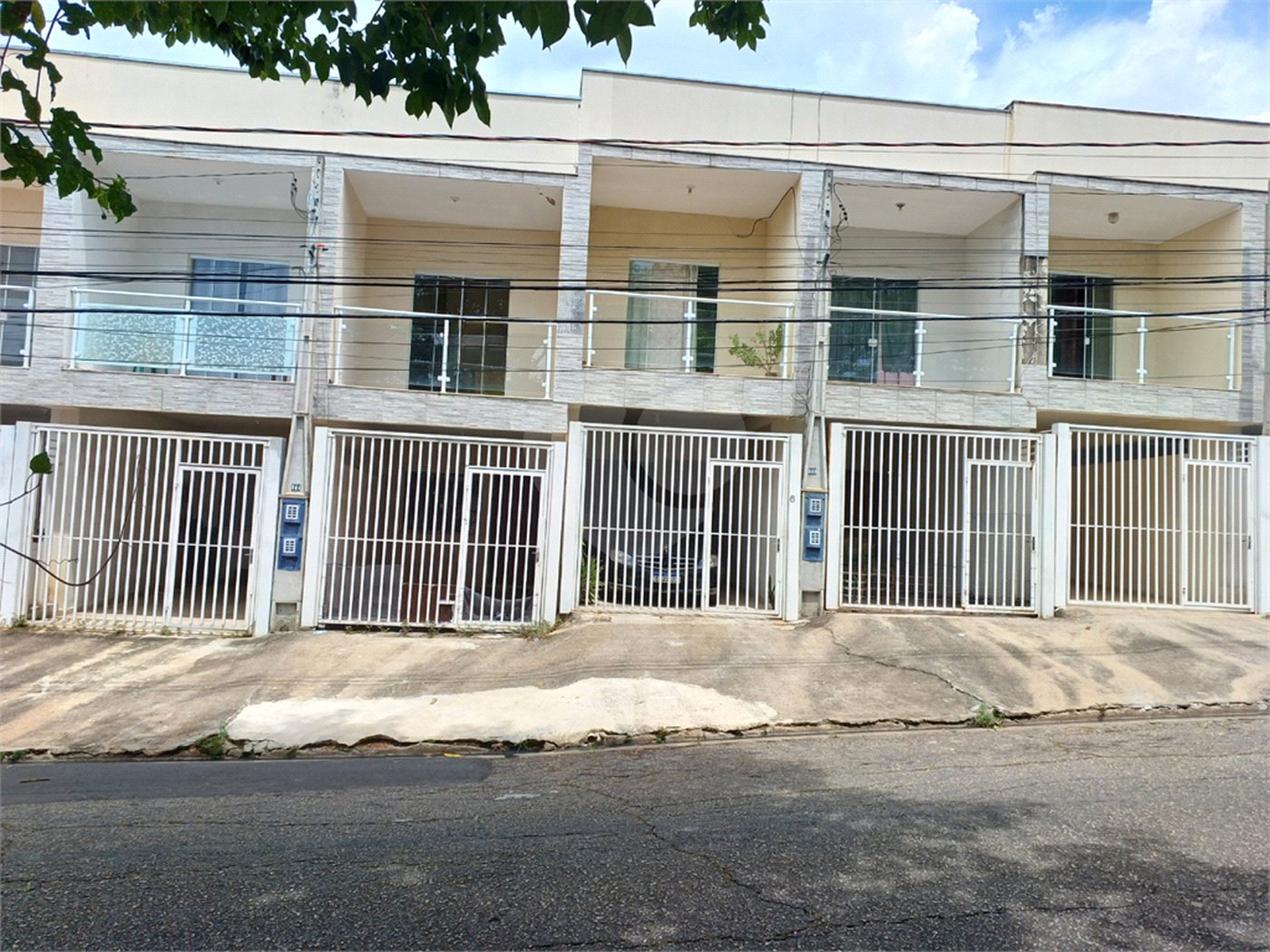 Casa à venda com 2 quartos no condomínio Residencial Profa Ines e Fogaça, Sorocaba - SP