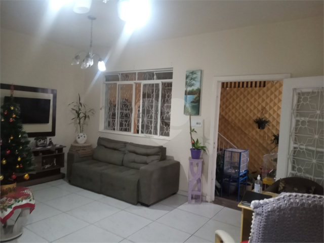Casa à venda com 5 quartos, sendo 2 suítes,  em Santana, São Paulo, SP