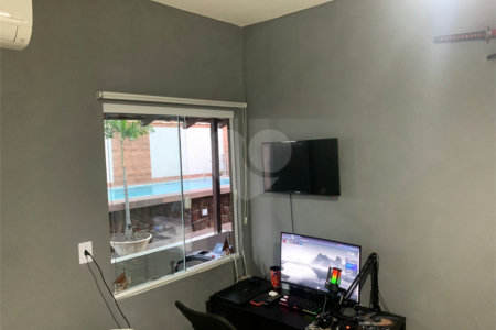 Casa à venda com 4 quartos, sendo 2 suítes,  em Santana, Itaguaí, RJ
