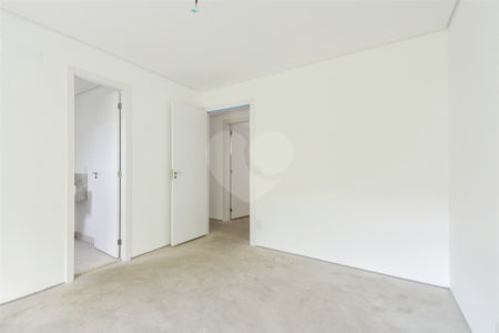 Apartamento à venda com 4 suítes em Sumaré, São Paulo, SP