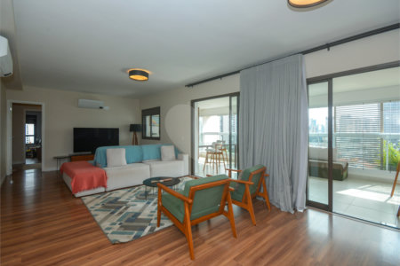 Apartamento à venda com 3 suítes em Brooklin, São Paulo, SP