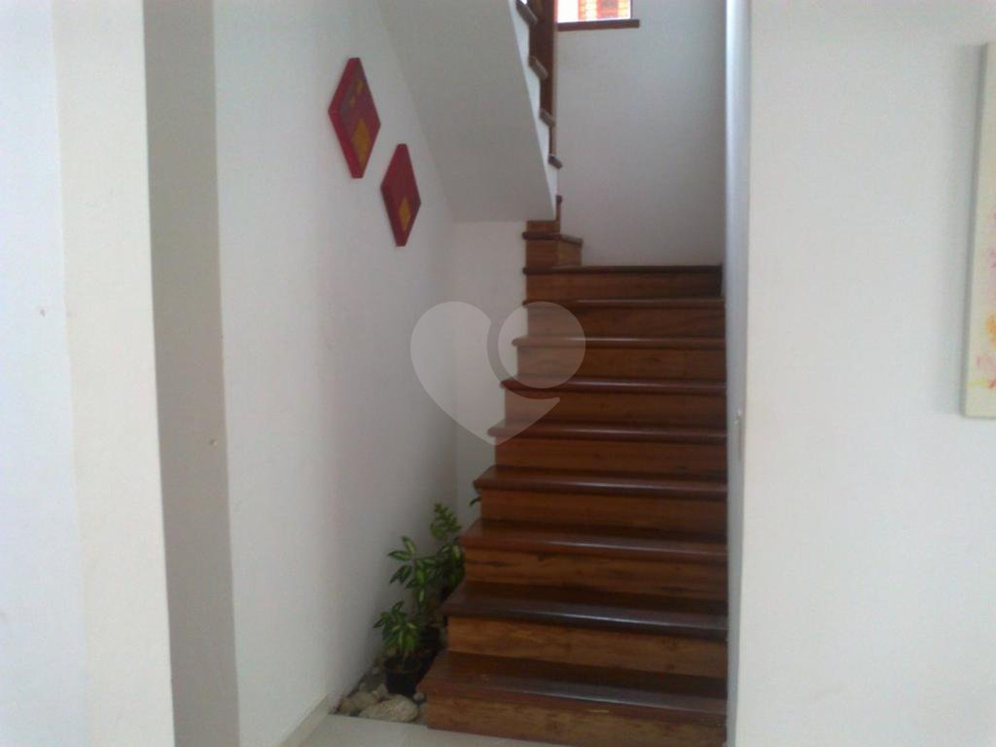 Sobrado à venda com 5 suítes em Enseada, Bertioga, SP