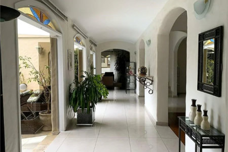 Casa à venda com 4 quartos, sendo 3 suítes,  em Fazenda Morumbi, São Paulo, SP