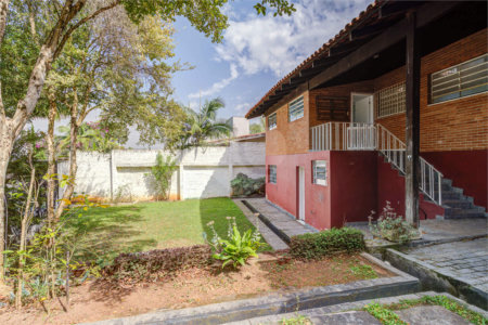 Casa Térrea à venda ou para alugar com 5 quartos, sendo 1 suíte, em Jardim Marajoara, São Paulo, SP