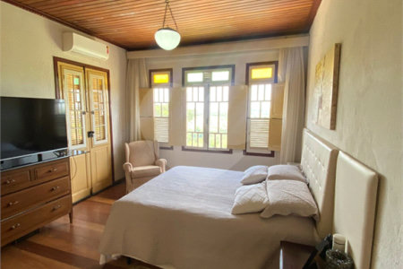 Casa à venda com 4 suítes no condomínio São Joaquim, Vinhedo - SP