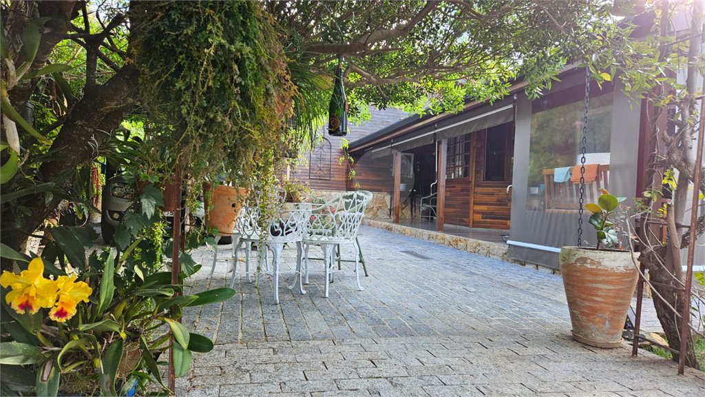Casa Térrea à venda com 4 quartos, sendo 1 suíte, em Jardim Centenário, Atibaia, SP