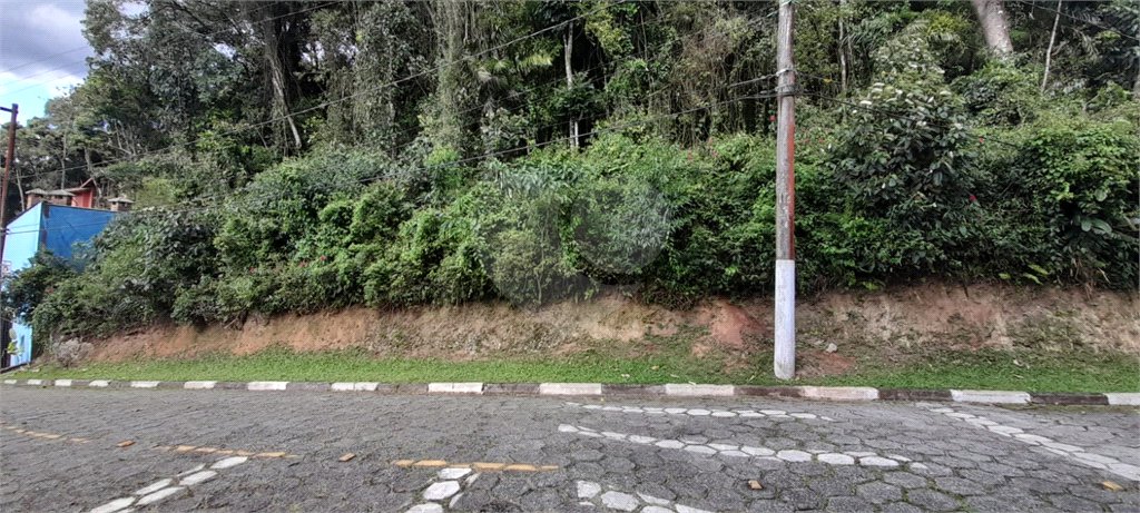 Terreno à venda no condomínio Parque Imperial da Cantareira, Mairiporã - SP