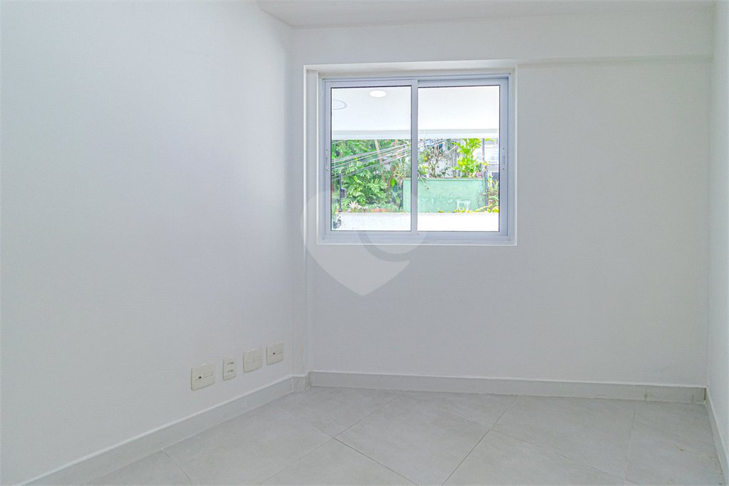 Apartamento à venda com 3 quartos, sendo 2 suítes, em Lagoa, Rio de Janeiro, RJ