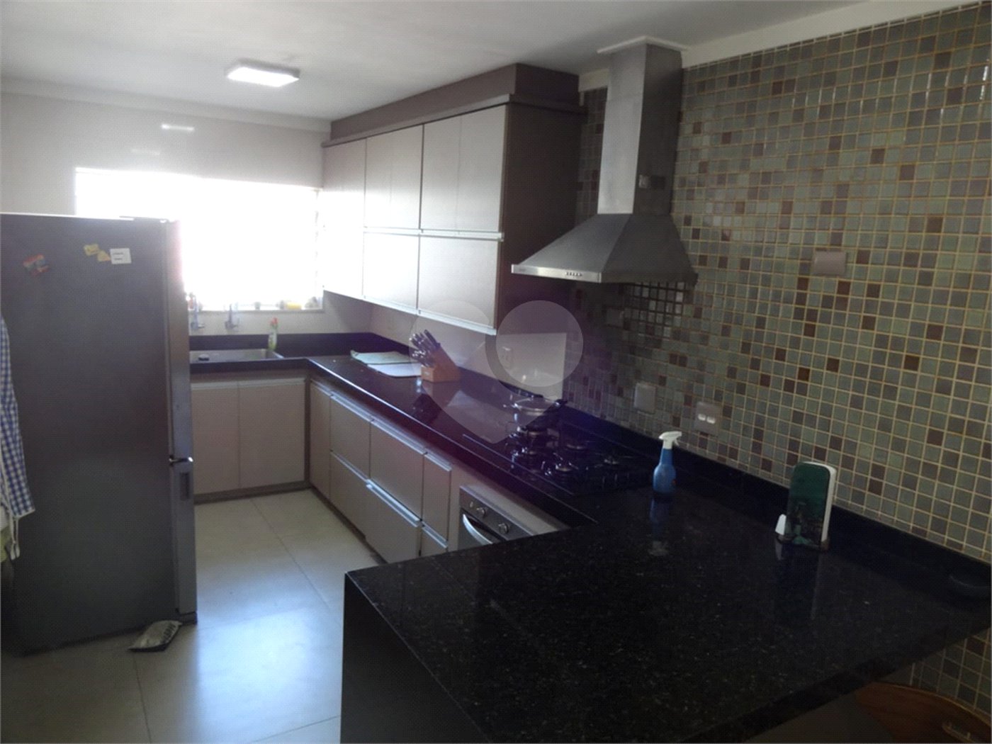 Casa à venda com 5 quartos, sendo 2 suítes,  em Vila Oliveira, Mogi das Cruzes, SP