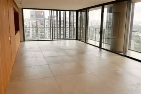 Apartamento para alugar com 4 quartos, sendo 3 suítes, em Pinheiros, São Paulo, SP