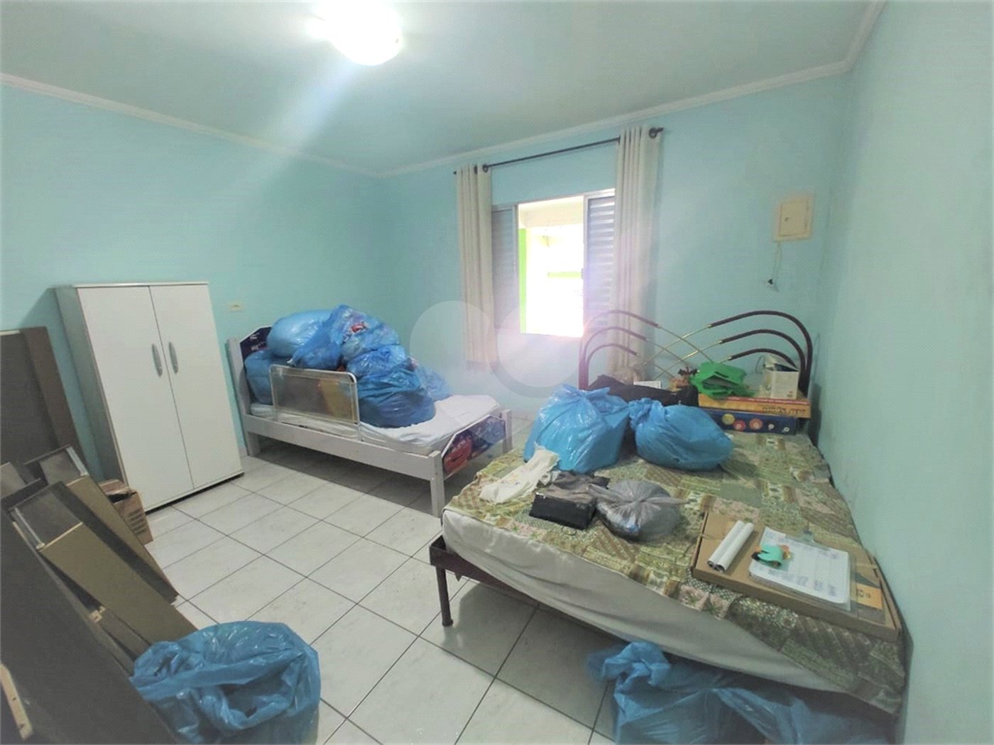 Sobrado à venda com 4 quartos, sendo 1 suíte, em Jardim Regina, São Paulo, SP