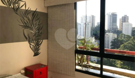 Cobertura à venda com 3 suítes em Vila Andrade, São Paulo, SP