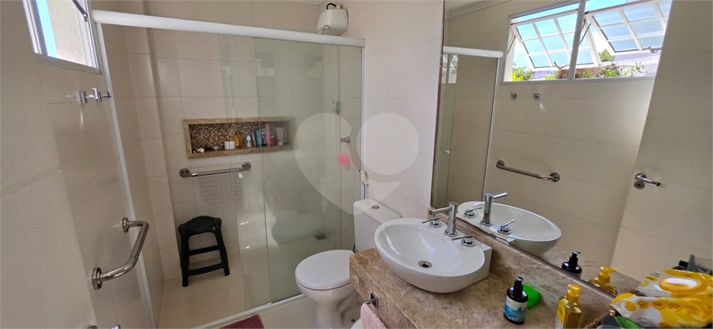 Casa Térrea à venda ou para alugar com 8 quartos, sendo 4 suítes, em Vila Pereira Barreto, São Paulo, SP