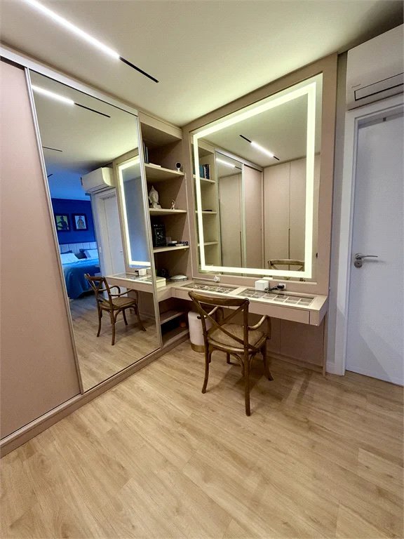 Apartamento à venda com 3 suítes em Vila Romana, São Paulo, SP