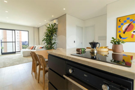 Apartamento à venda com 3 quartos, sendo 2 suítes, em Pinheiros, São Paulo, SP