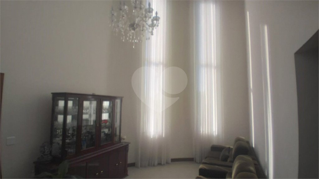 Casa à venda com 3 suítes no condomínio Damha III, São Carlos - SP