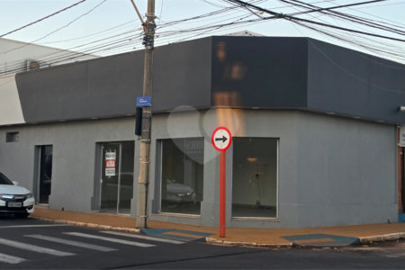 Salão para alugar no Centro, Araraquara, SP