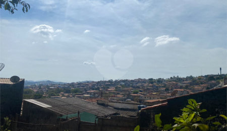 Terreno à venda no Centro, Bom Jesus dos Perdões, SP
