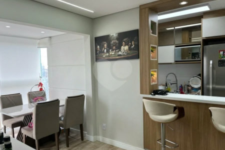 Apartamento com 2 dormitórios , sendo 1 suíte , 2 vagas , à venda no bairro Jardim , em Santo André.