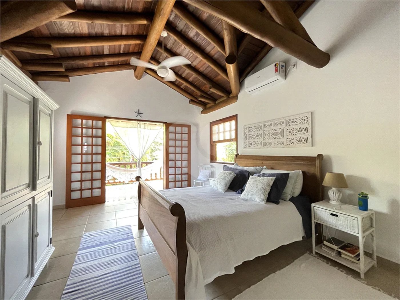 Casa à venda com 4 suítes em Costa do Sol, Bertioga, SP