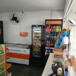 Viva com praticidade e conforto em um condomínio próximo ao comércio!