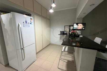 Sobrado à venda com 4 quartos, sendo 2 suítes, em Vila Medeiros, São Paulo, SP