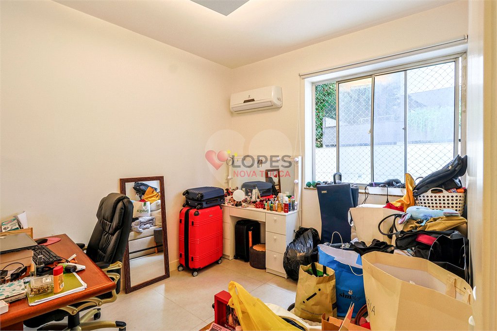 Apartamento à venda com 3 quartos, sendo 1 suíte,  em Lagoa, Rio de Janeiro, RJ