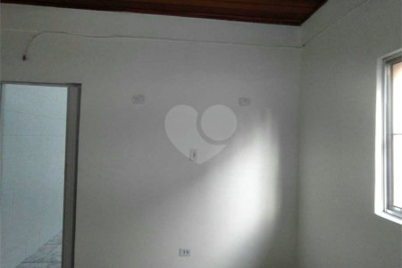 Casa Térrea à venda com 3 quartos em Santa Teresinha, São Paulo, SP
