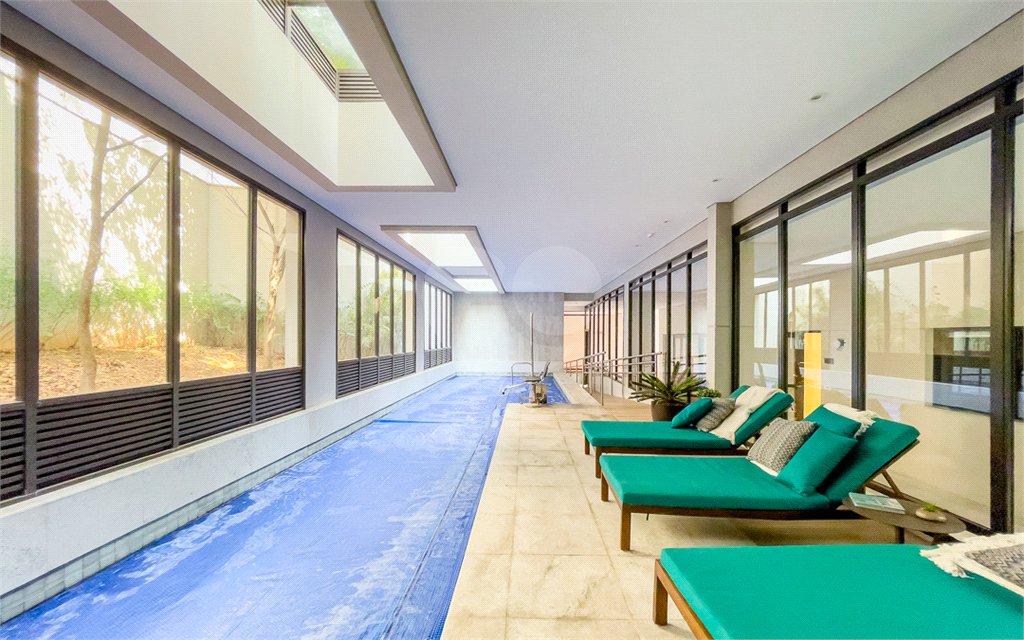 Apartamento à venda com 5 quartos, sendo 4 suítes, em Santa Cecília, São Paulo, SP