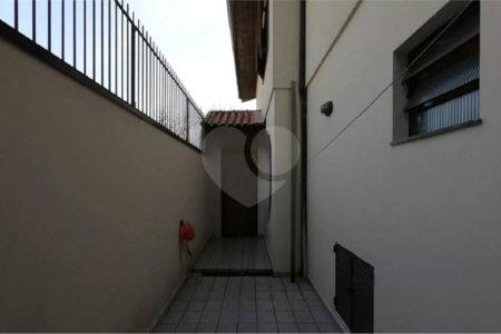Casa à venda com 3 suítes em Jardim Namba, São Paulo, SP