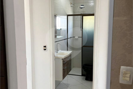 Sobrado à venda com 2 quartos, sendo 1 suíte, em Vila Correa, Ferraz de Vasconcelos, SP