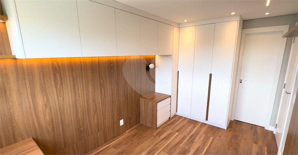 Apartamento à venda com 3 quartos, sendo 1 suíte, em Barra Funda, São Paulo, SP